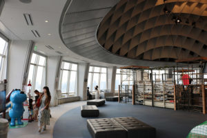 כך נראה המצפה מבפנים