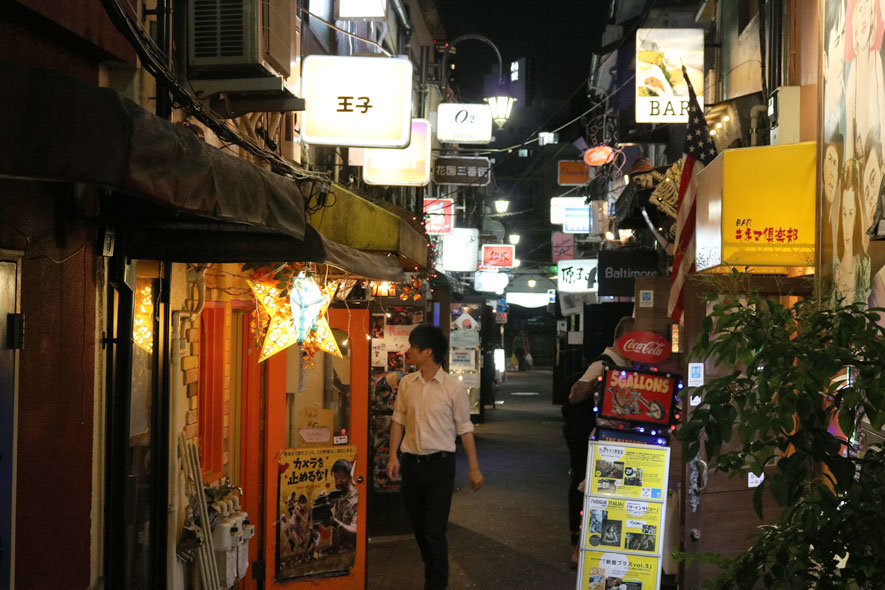 סמטא גולדן גאי שינג'וקו