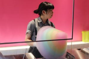 צמר גפן מתוק וצבעוני בהראג'וקו