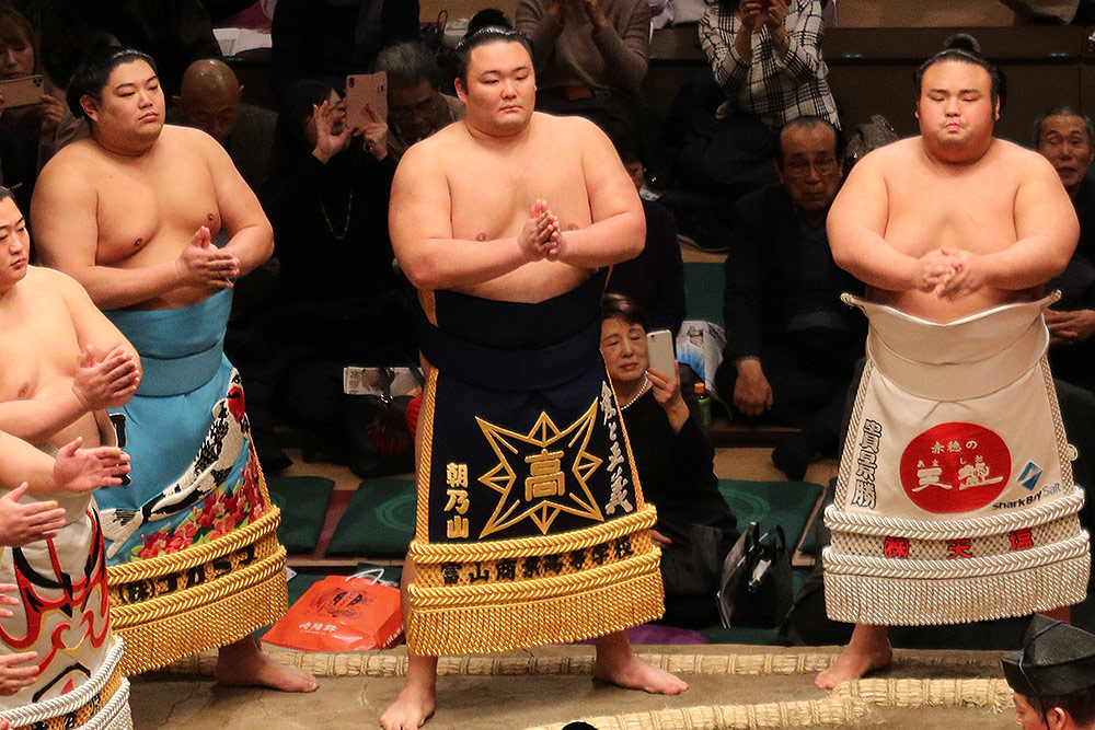 מתאבק הסומו אסאנויאמה