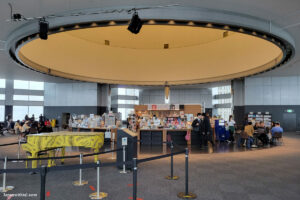 חנות המזכרות בתצפית בבניין הממשל בשינגוקו