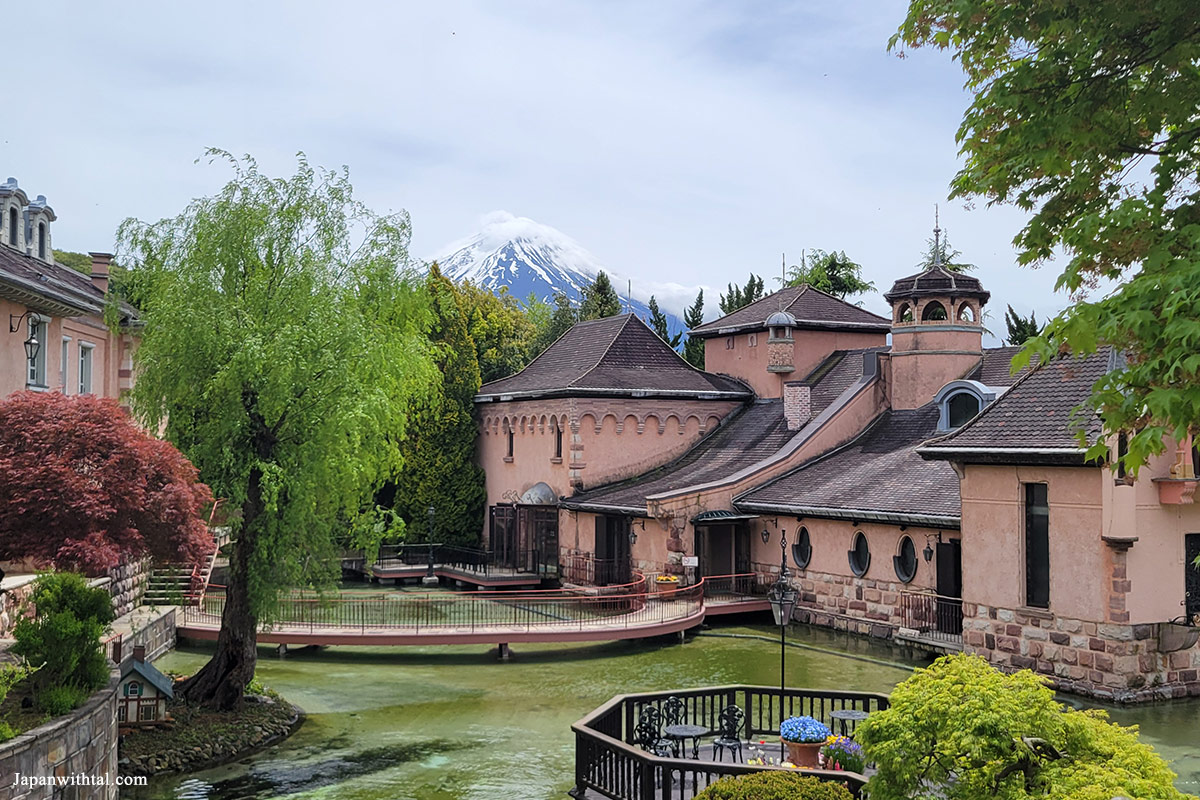 מוזיאון יער המוסיקה בקוואגוצ'יקו פוג'י