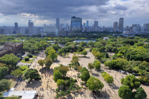 הפארק למרגלות טירת אוסקה