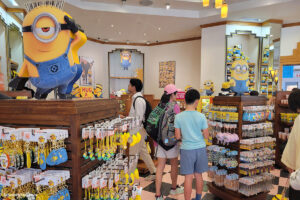 חנות מזכרות של מיניונס בפארק יוניברסל סטודיו באוסקה