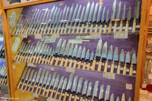 סכיני מטבח בשוק דוגויאסוגי באוסקה